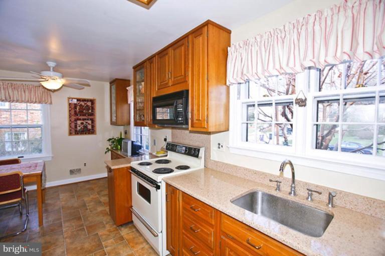 5606 Ogden Road Bethesda, MD 20816 - Photo 8 of 18 Kitchen #2