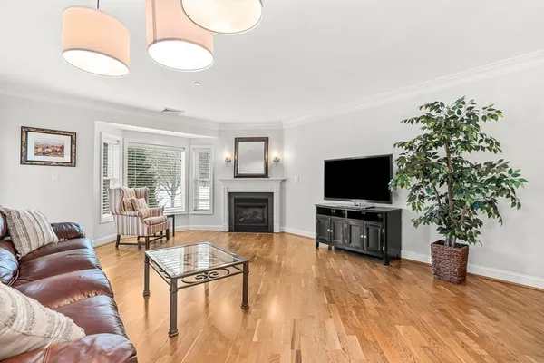 $450,000 | 490 Main Street, Unit 209, Northborough, MA 01532