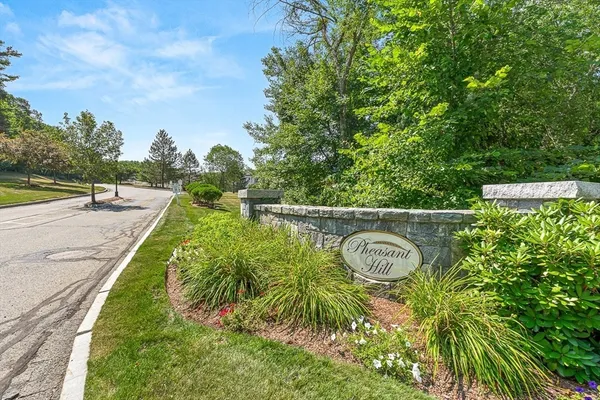 $459,900 | 490 Main Street, Unit 209, Northborough, MA 01532