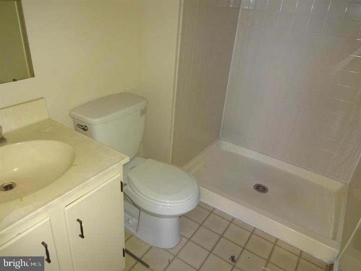 3528 Gentry Ridge Court Silver Spring, MD 20904 - Photo 17 of 18 Master Bath