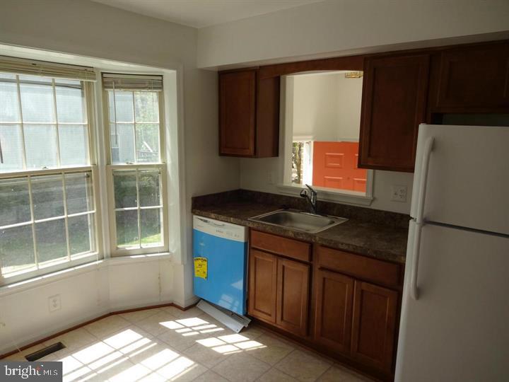 3528 Gentry Ridge Court Silver Spring, MD 20904 - Photo 4 of 18 Dining Room