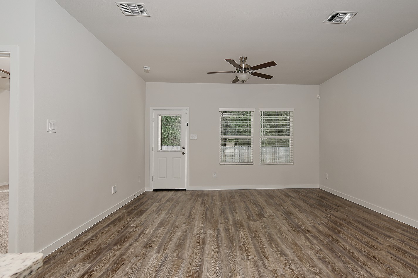 323 Intrepid Trail Magnolia, TX 77354 - Photo 8 of 25