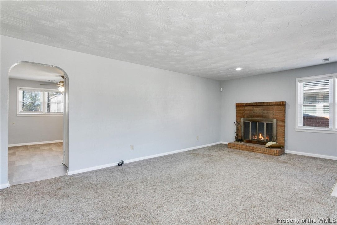 137 Woodland Road Hampton, VA 23663 - Photo 6 of 25 Gallery Image 6