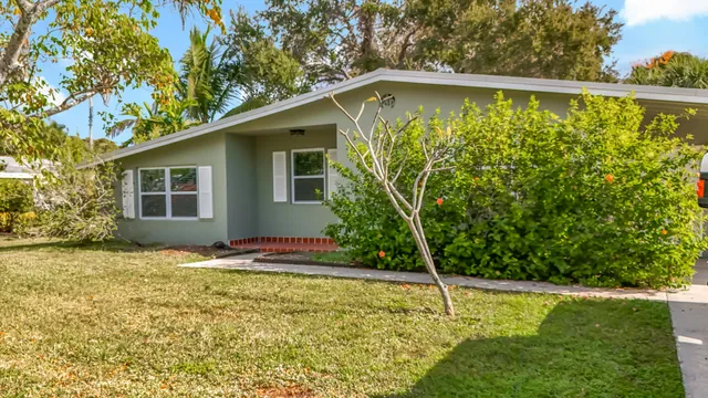 $3,700 | 302 Erie Drive, Jupiter, FL 33458