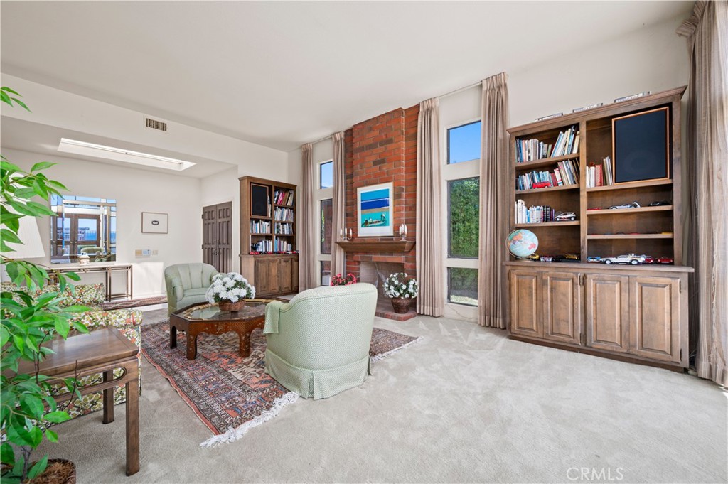 21 Beachcomber Drive Corona del Mar, CA 92625 - Photo 22 of 75 Gallery Image 22