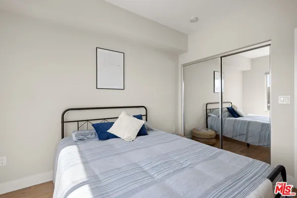 $5,400 | 13337 Beach Avenue, Unit 406, Marina del Rey, CA 90292