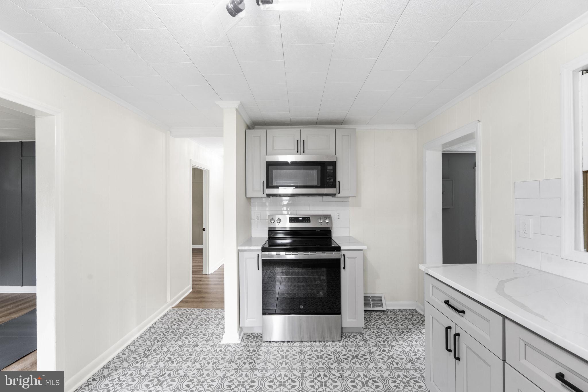 286 Ellicott Road Avondale, PA 19311 - Photo 6 of 21