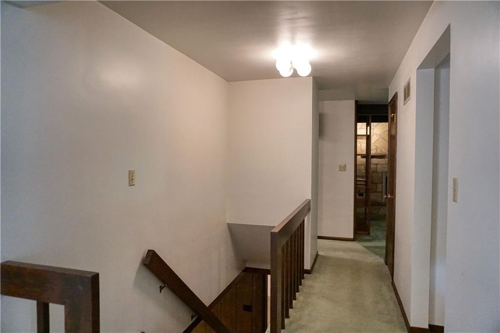 142 Wise Road Butler, PA 16002 - Photo 18 of 36 a view of a hallway with closet