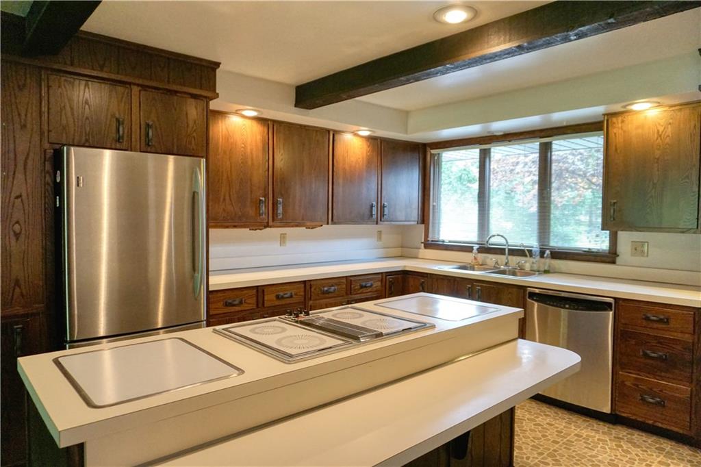 142 Wise Road Butler, PA 16002 - Photo 20 of 36 a kitchen with a sink appliances and cabinets