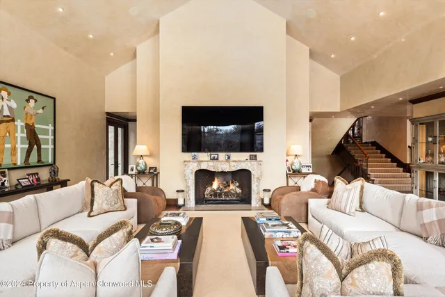 $100,000 | 64 Pitkin Way, Aspen, CO 81611