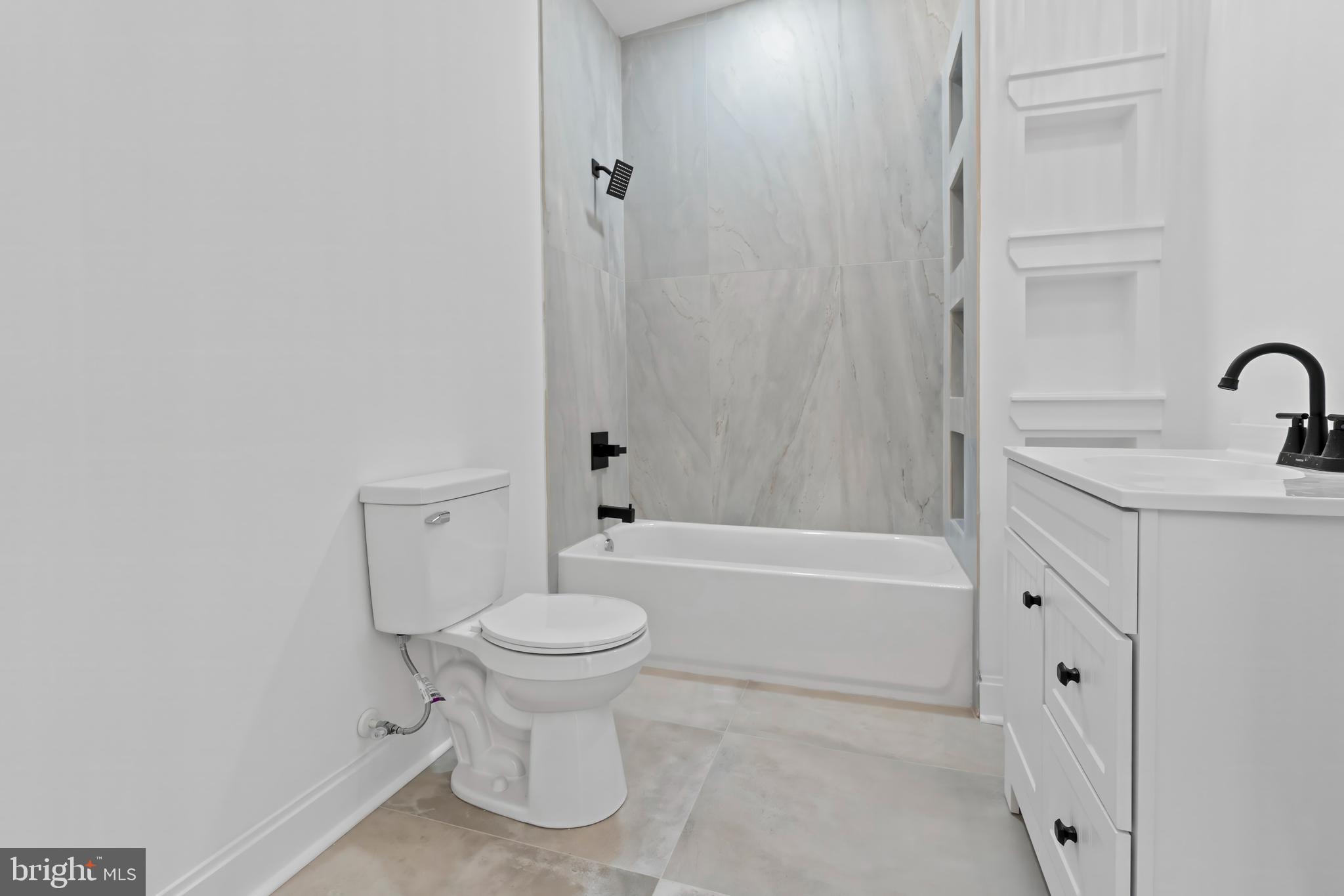 2140 Mt Royal Terrace Baltimore, MD 21217 - Photo 26 of 38