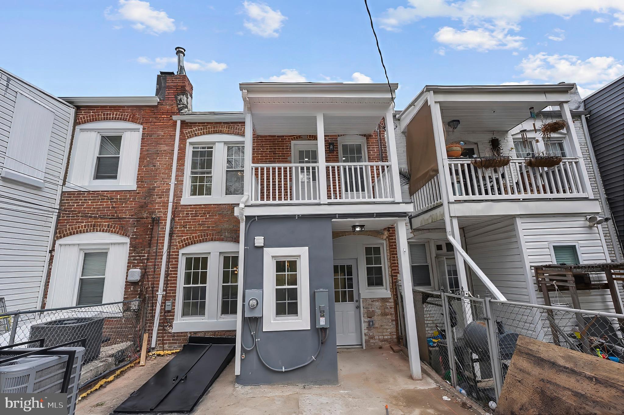 2140 Mt Royal Terrace Baltimore, MD 21217 - Photo 33 of 38