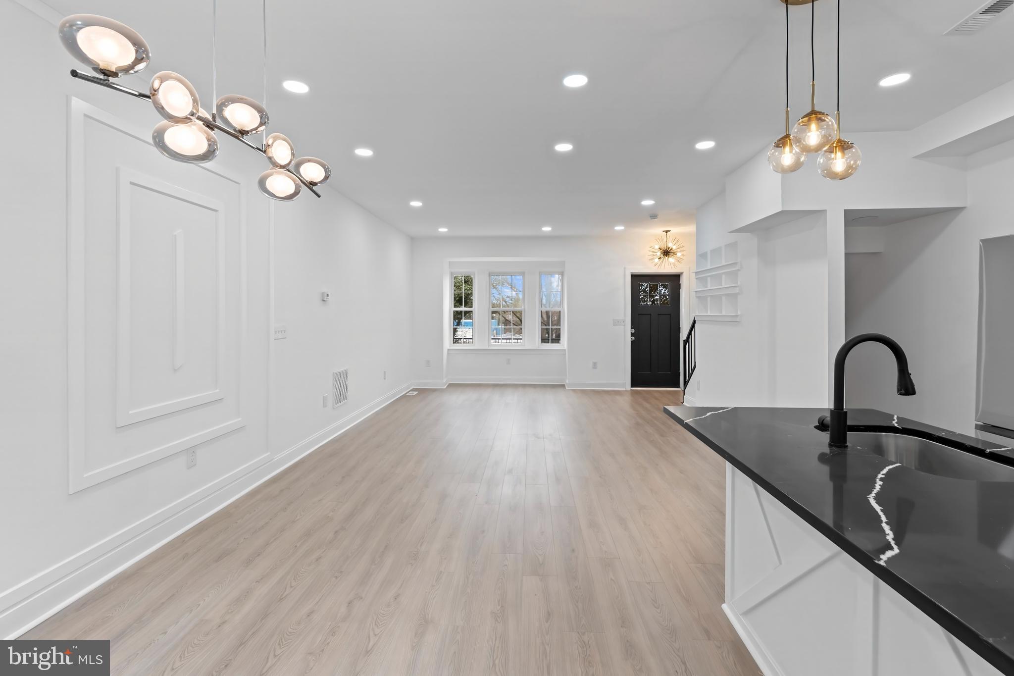 2140 Mt Royal Terrace Baltimore, MD 21217 - Photo 10 of 38