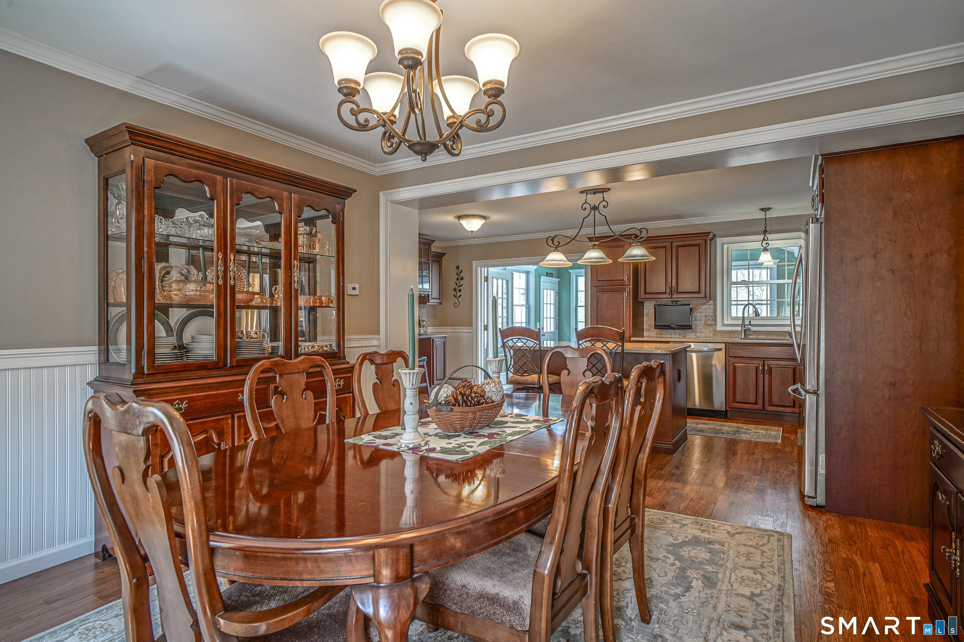 20 Stephen Court Prospect, CT 06712 - Photo 37 of 39 Open floor plan of dining room to eat in the kitchen.