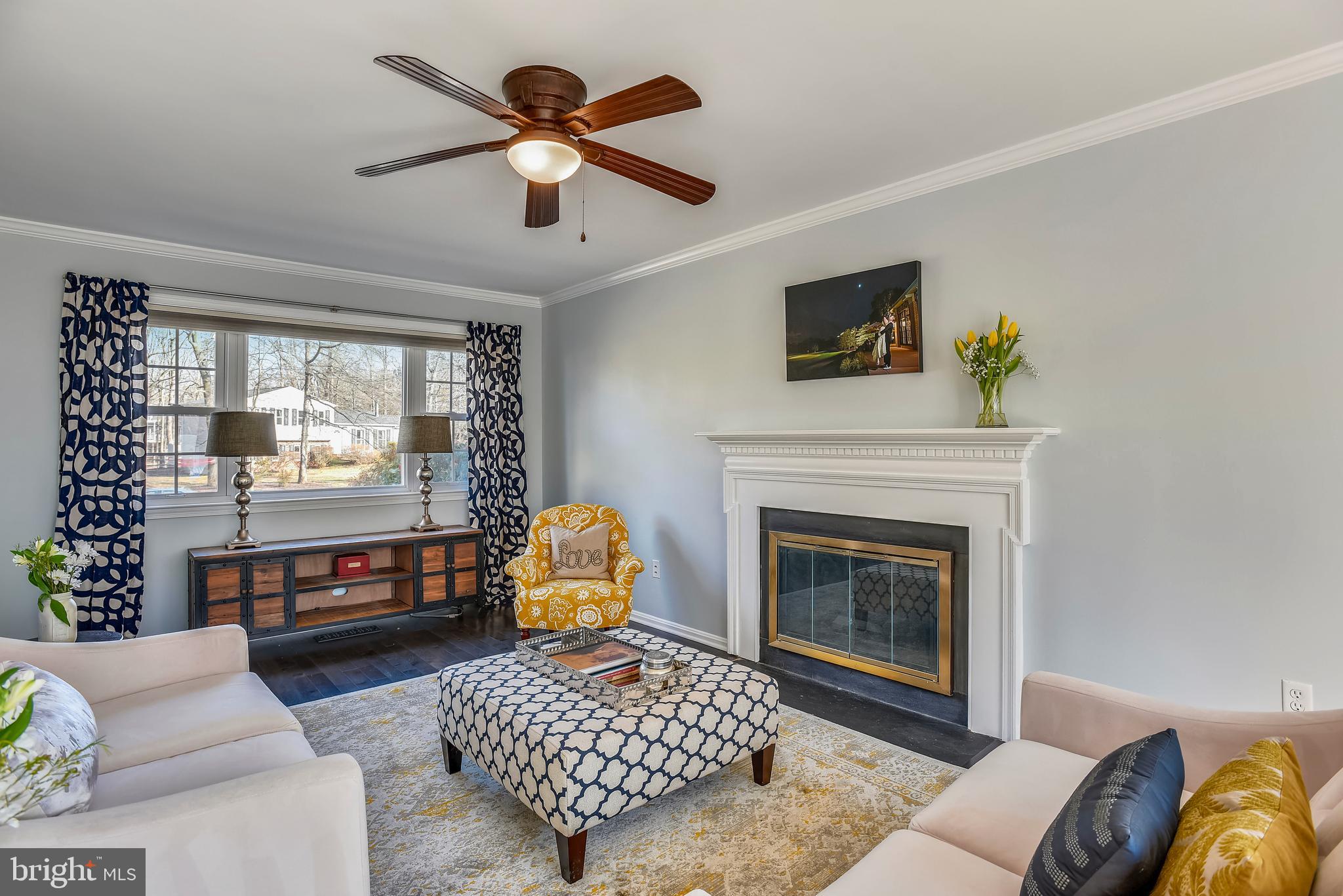 2408 Ivywood Road Reston, VA 20191 - Photo 14 of 35 Formal Living