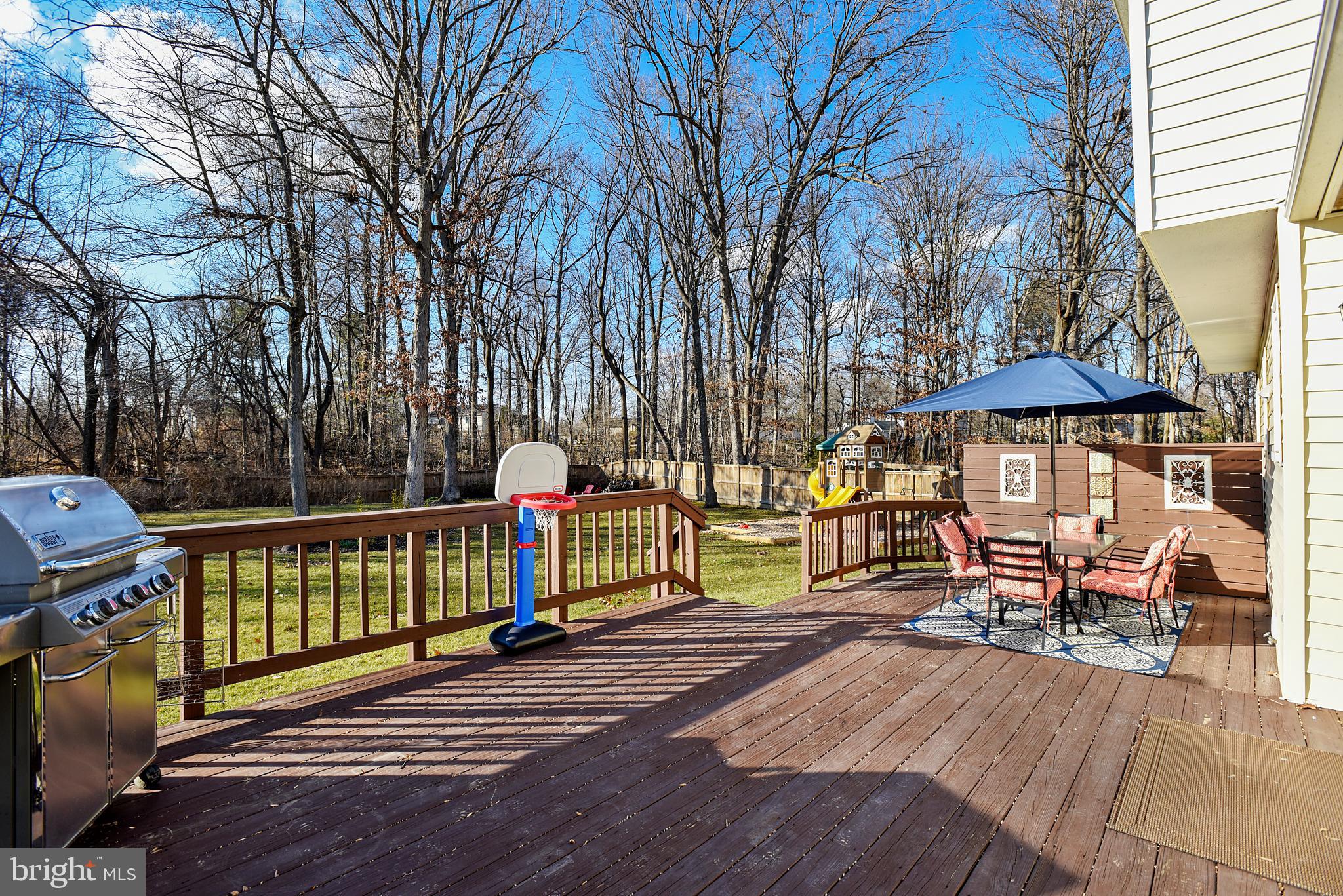 2408 Ivywood Road Reston, VA 20191 - Photo 33 of 35 Two Tiered Deck