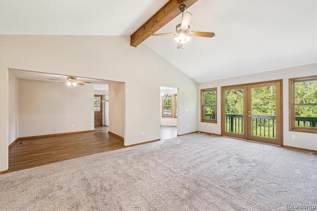 10419 Maple Road Hartland, MI 48353 - Photo 5 of 35