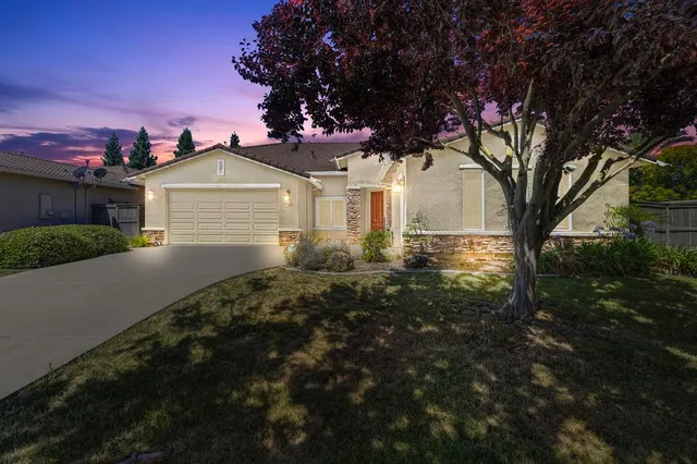 $715,000 | 5753 Northborough Drive, Sacramento, CA 95835