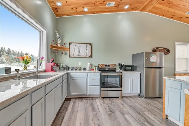 $360,000 | 7156 County Line Road, Naples, NY 14512