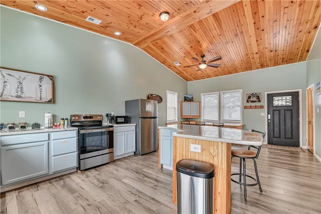 $360,000 | 7156 County Line Road, Naples, NY 14512