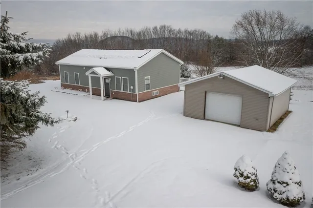 $360,000 | 7156 County Line Road, Naples, NY 14512