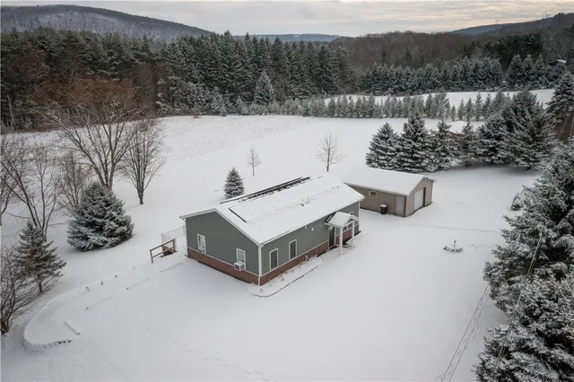 $360,000 | 7156 County Line Road, Naples, NY 14512