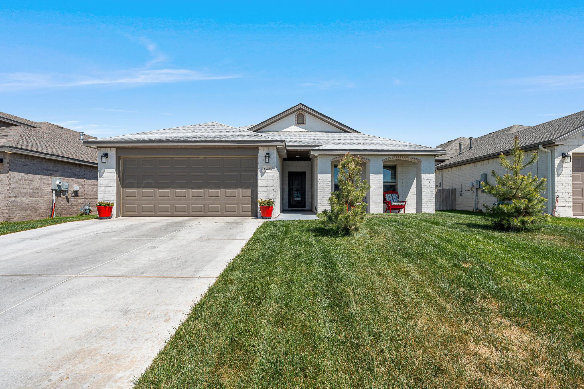 1542 Lullwater Road Amarillo, TX 79118 - Photo 5 of 46 FRONT