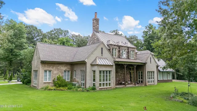 $2,500,000 | 891 Musgray Road, Holly Springs, MS 38635