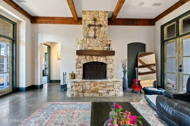 $2,500,000 | 891 Musgray Road, Holly Springs, MS 38635