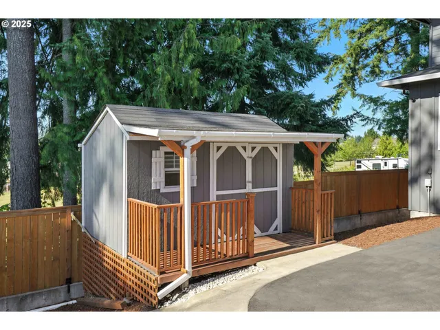 $749,900 | 37999 Juniper Street, Sandy, OR 97055