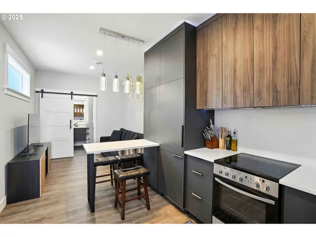 $749,900 | 37999 Juniper Street, Sandy, OR 97055