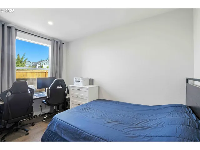 $749,900 | 37999 Juniper Street, Sandy, OR 97055