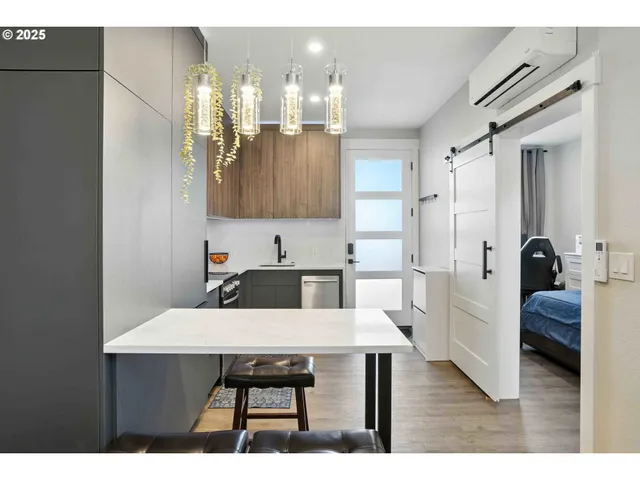 $749,900 | 37999 Juniper Street, Sandy, OR 97055