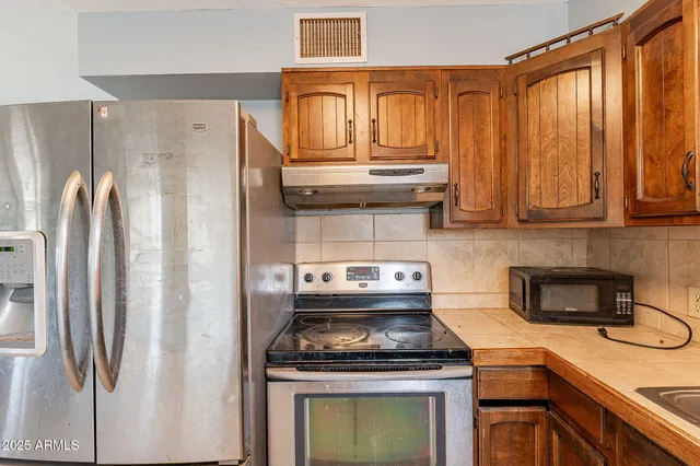 $275,000 | 163 Peretz Circle, Morristown, AZ 85342