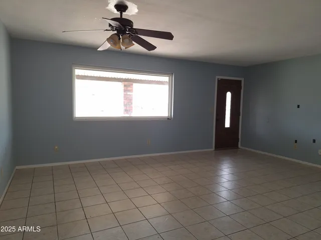 $275,000 | 163 Peretz Circle, Morristown, AZ 85342