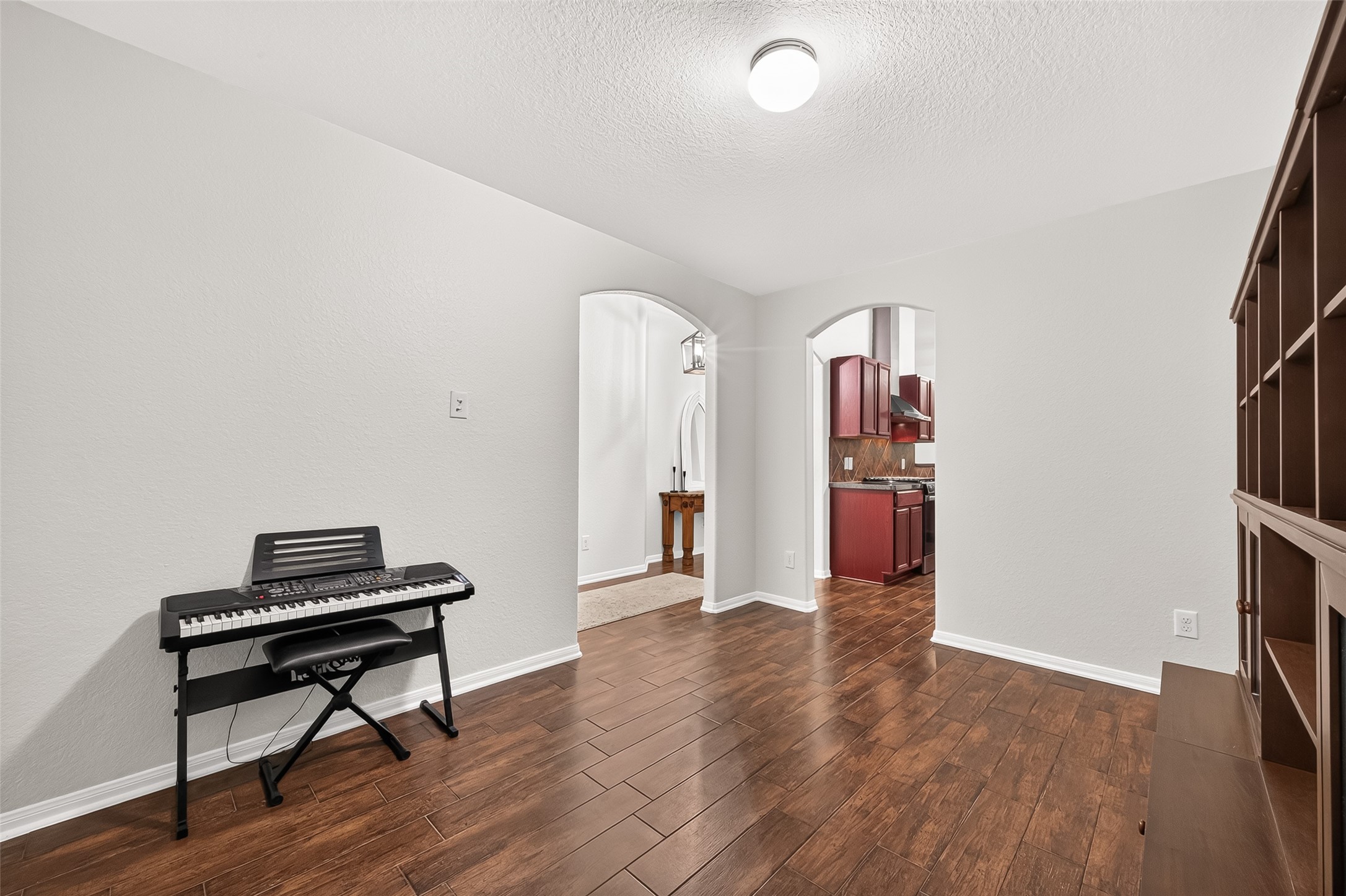 3155 View Valley Trail Katy, TX 77493 - Photo 10 of 50 A bright and adaptable space that can easily serve as a children's playroom, media corner, or music studio