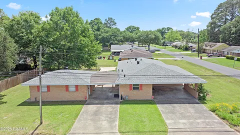 $225,000 | 216 Begnaud Drive, Lafayette, LA 70501
