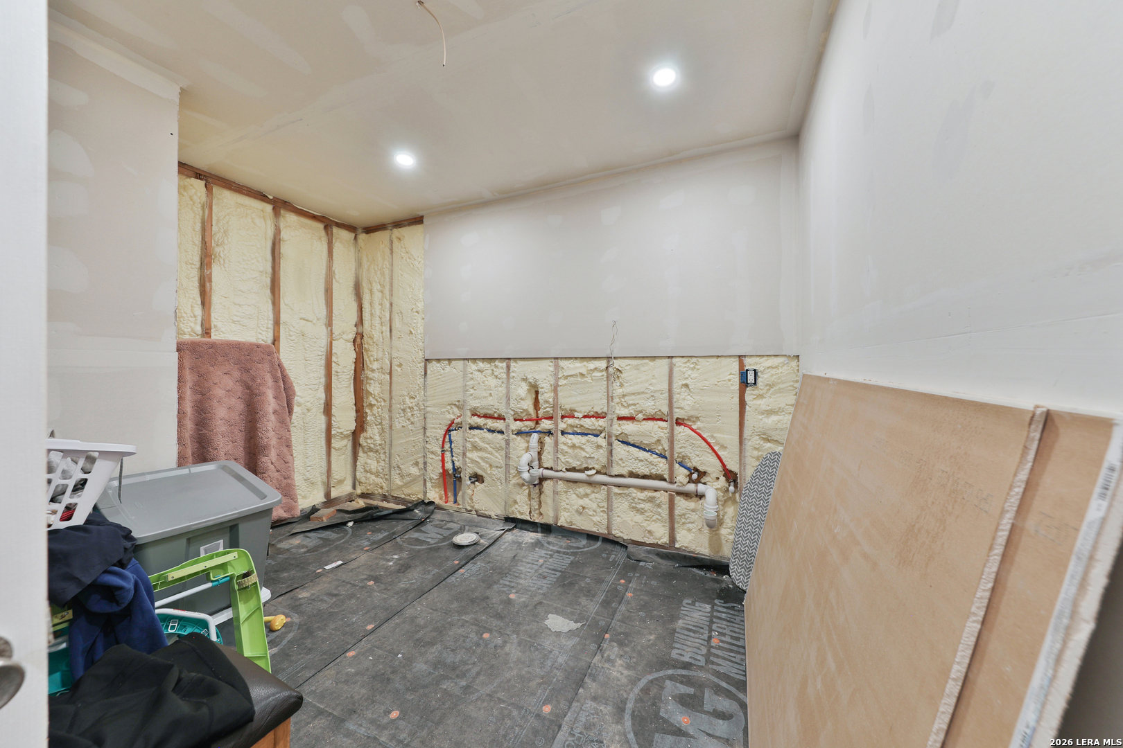 122 Brink Center Point, TX 78010 - Photo 23 of 40 a view of an empty room with a window
