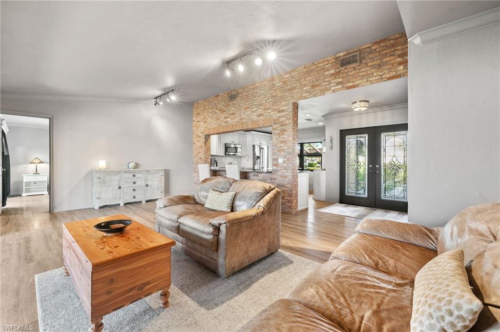 194 Round Key Circle, Unit G26 Naples, FL 34112 - Photo 12 of 28 Gallery Image 12