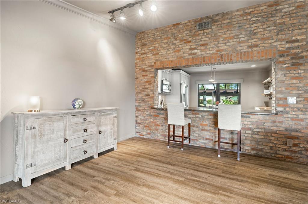 194 Round Key Circle, Unit G26 Naples, FL 34112 - Photo 8 of 28 Gallery Image 8