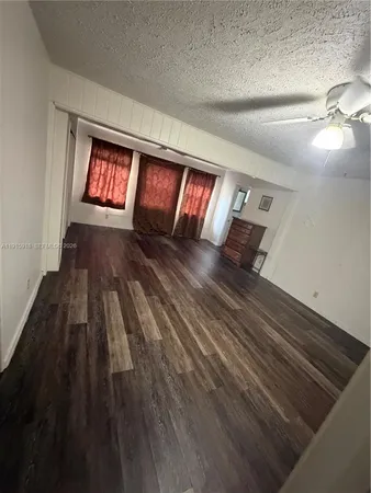 $2,800 | 3900 West 17th Street, Panama City, FL 32401