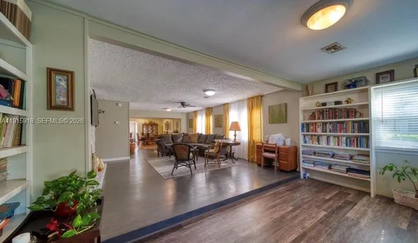 $2,800 | 3900 West 17th Street, Panama City, FL 32401