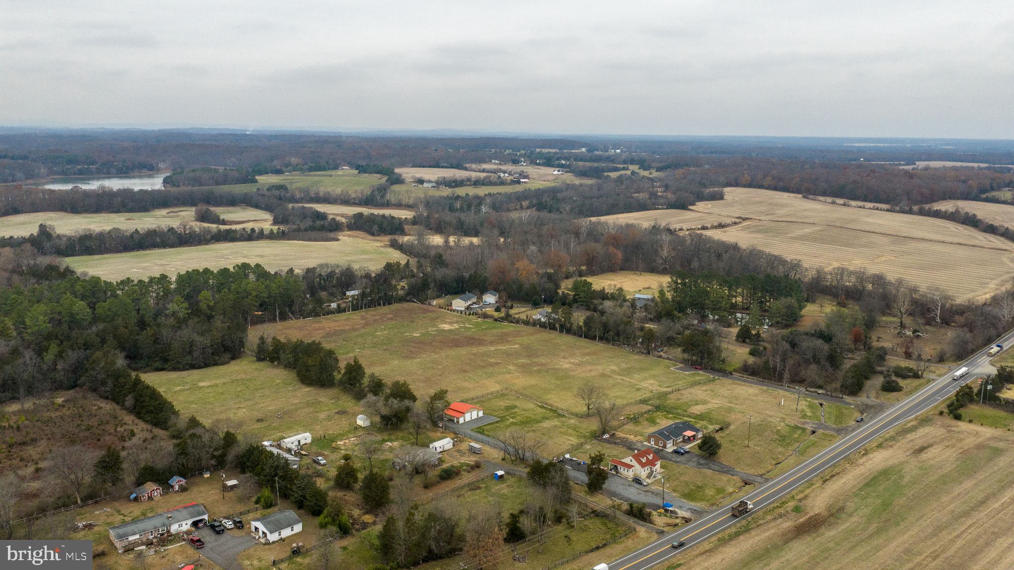 5150 Catlett Road Midland, VA 22728 - Photo 17 of 19 a view of a sky from a balcony