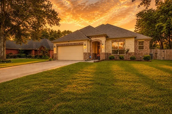 $350,000 | 12757 Virgo Drive, Willis, TX 77318