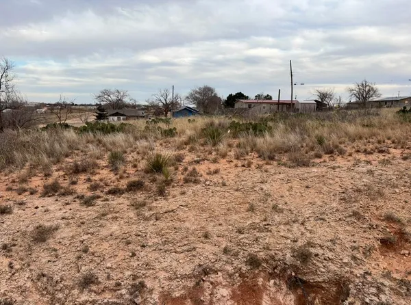 $3,950 | 504 South 10th Street, Brownfield, TX 79316