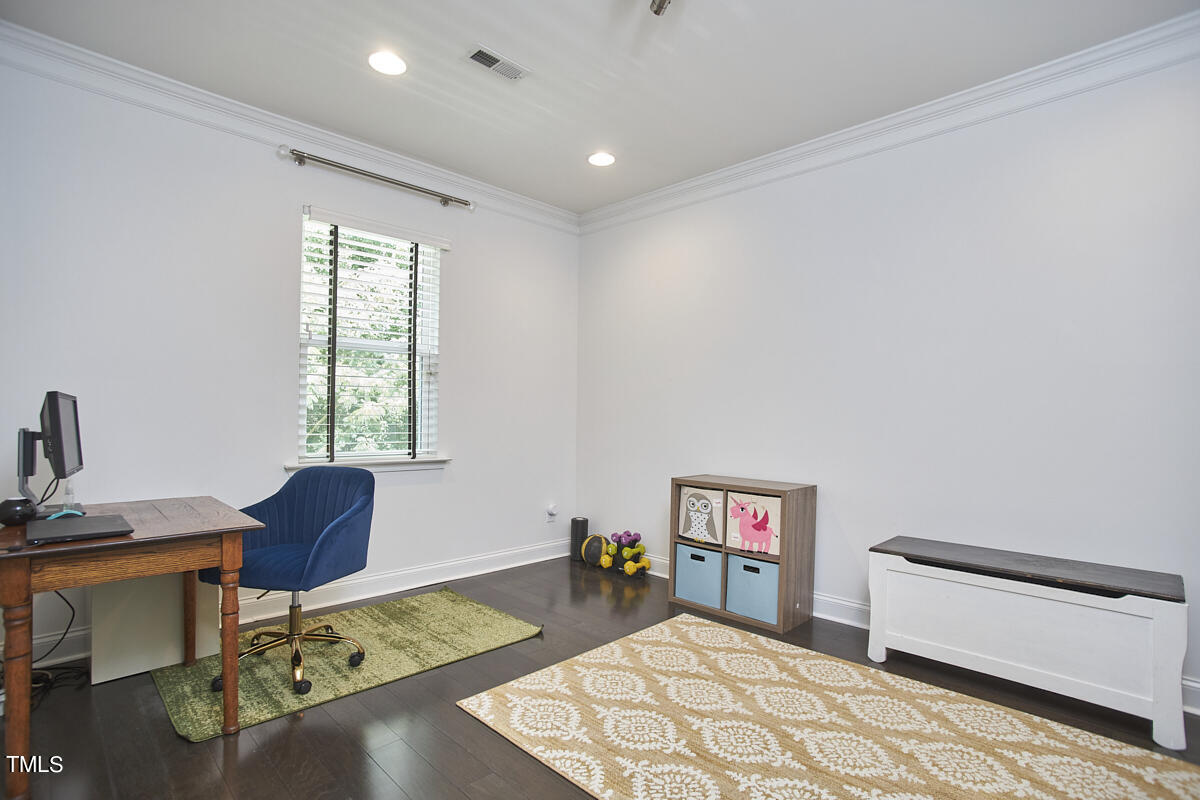 435 Plainview Avenue Raleigh, NC 27604 - Photo 29 of 35 a workspace with furniture and window