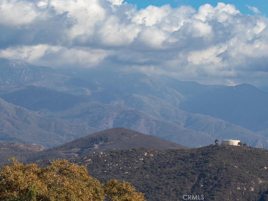 6455 Rainbow Heights Road Fallbrook, CA 92028 - Photo 50 of 63 a view of a dry yard