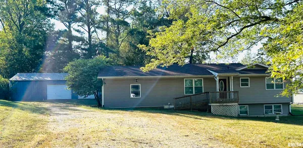 $182,500 | 744 Cardinal Road, Carbondale, IL 62901
