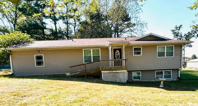 $189,500 | 744 Cardinal Road, Carbondale, IL 62901