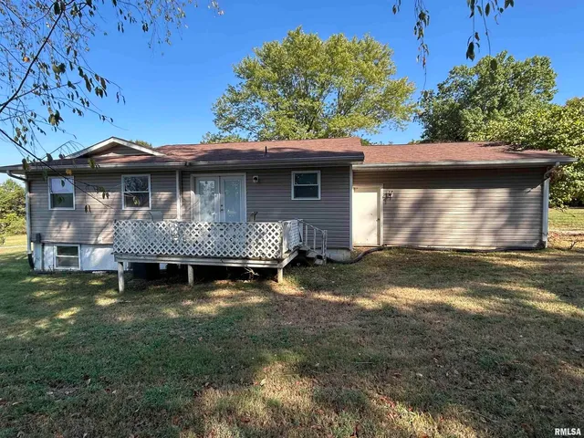 $189,500 | 744 Cardinal Road, Carbondale, IL 62901